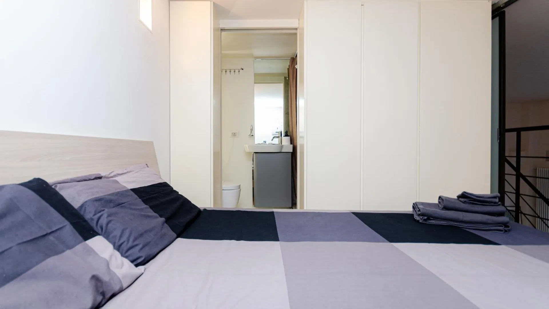 Vivimihome Loft Su Due Livelli Con Terrazzo Milan
