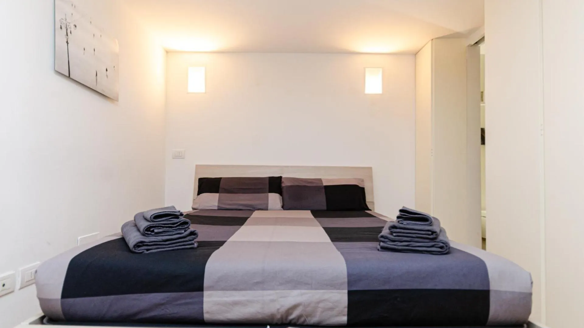 Vivimihome Loft Su Due Livelli Con Terrazzo Milan Apartment